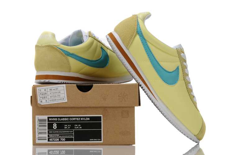 Nike Cortez 2013 Chaussures Femmehoes For Femme Nike Cortez Nylon Vintage